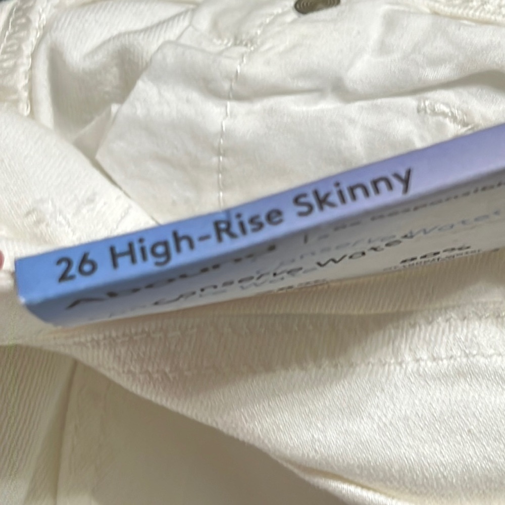 Abound High Rise Skinny Jeans - Picture 10 of 11